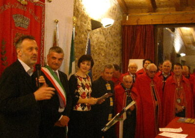 Cavaion vino e asparago